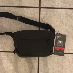 NWT Peak Design Everyday Sling